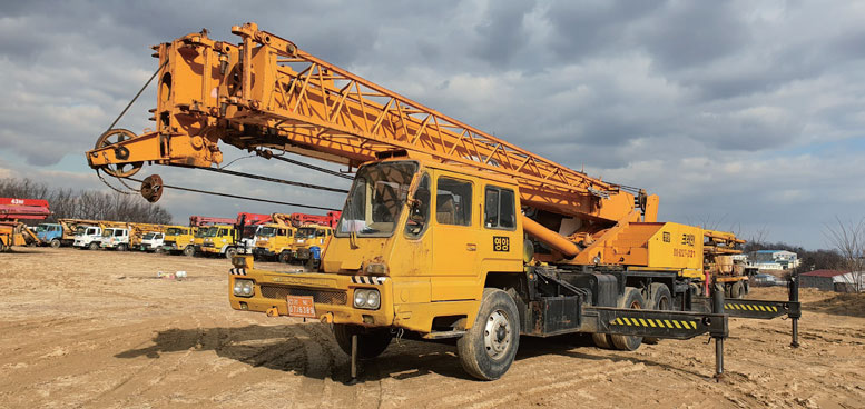 Construction Heavy Equipment & Undercarriage Parts