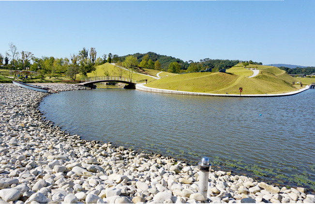 Suncheon Bay National Garden – Suncheon Lake Garden

