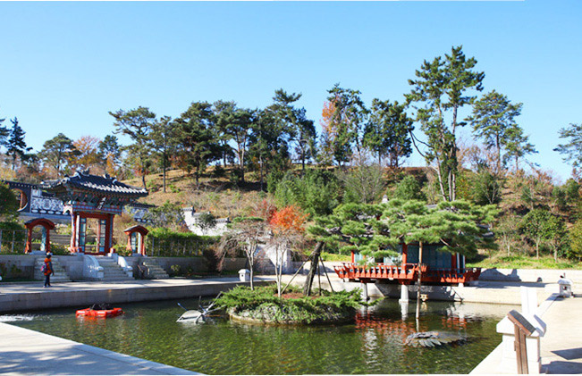 Korean Traditional Garden
